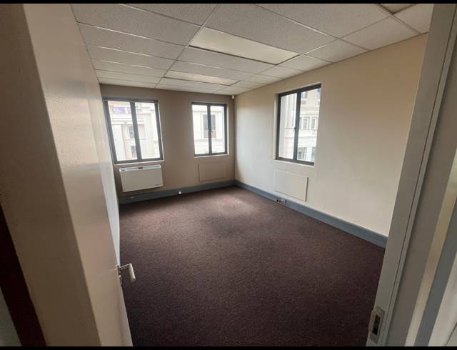 2,223M² OFFICE TO LET IN RIVONIA